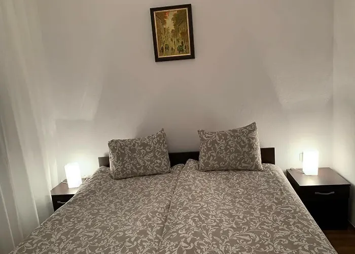 Appartement Elegant Two Bedroom - Location *